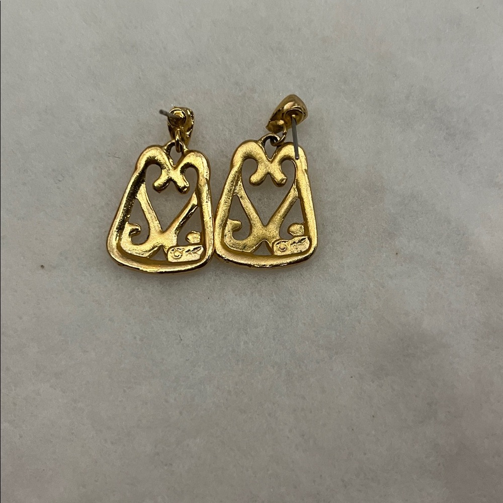 Vintage Anne Klein Satin Gold Tone Dangle Drop Heart Scroll Pierced Earrings. - Picture 2 of 3